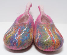 Load image into Gallery viewer, Handfelted Children Wool Slippers, Size: UK6, EU23