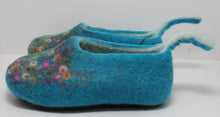 Load image into Gallery viewer, Handfelted Children Wool Slippers, Size: UK 12