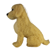 Load image into Gallery viewer, Needle Felted Golden Retriever
