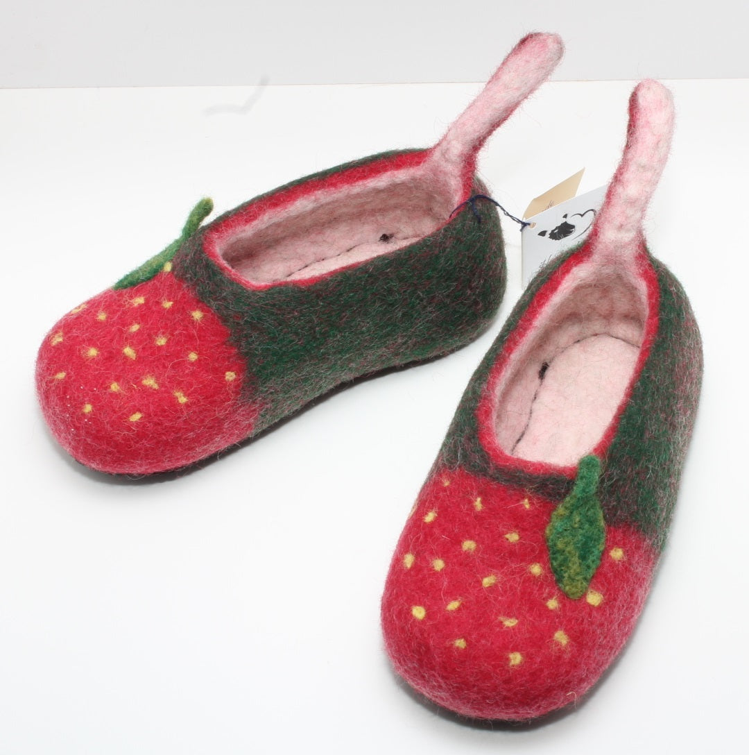Handfelted Children Wool Slippers, Size: UK – Feltingstudio