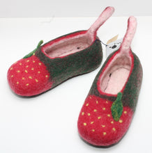 Load image into Gallery viewer, Handfelted Children Wool Slippers, Size: UK 3.5-4

